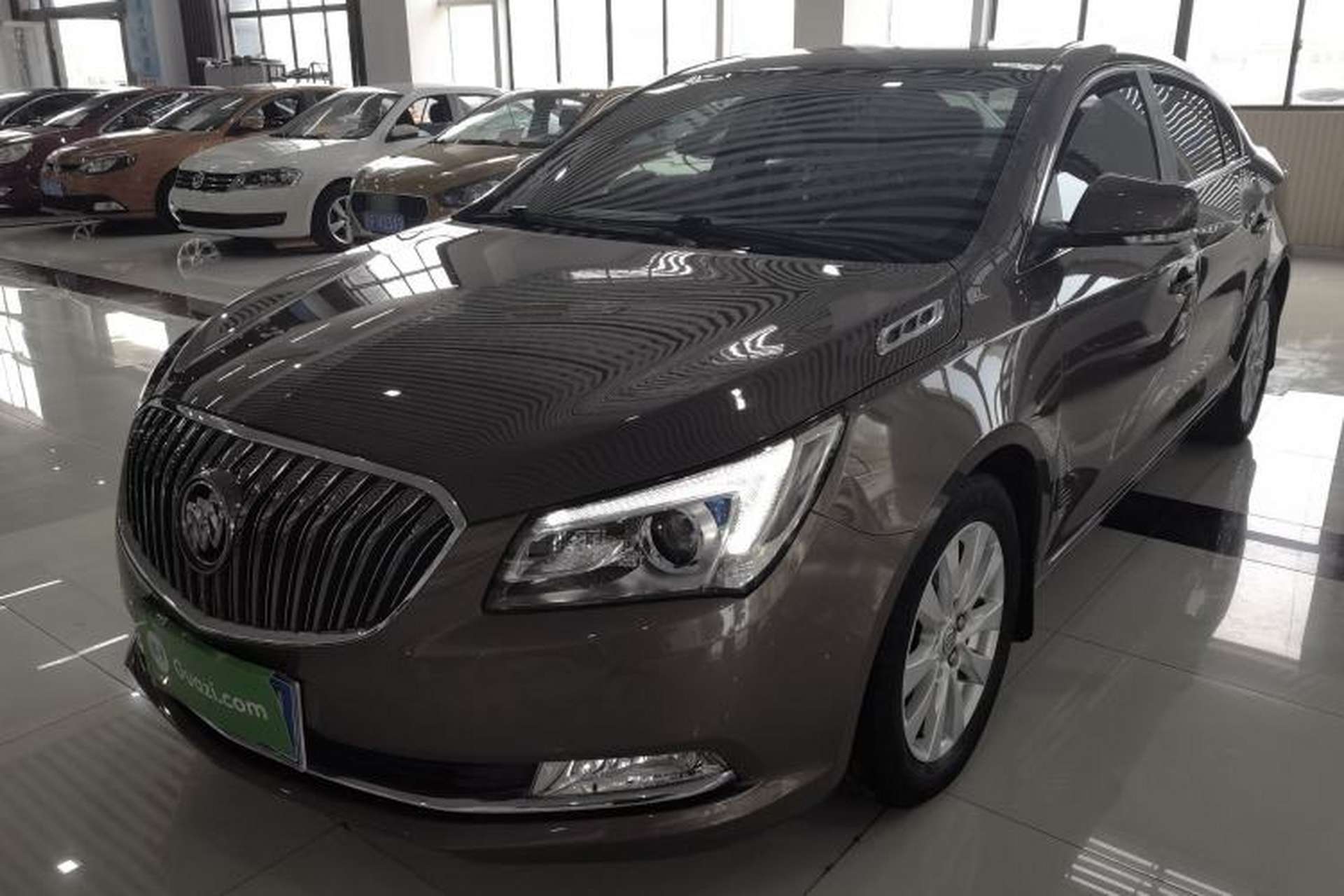 Used Buick LaCrosse 2013 2.4L SIDI Leading Comfort Version Front Left 45 Deg