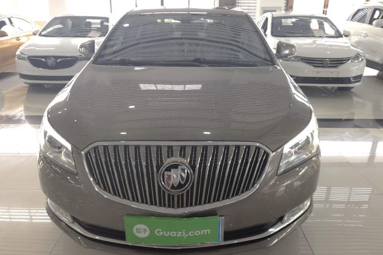 Used Buick LaCrosse 2013 2.4L SIDI Leading Comfort Version Front