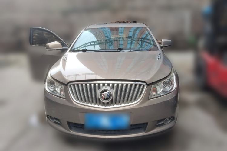 Used Buick LaCrosse 2013 2.4L SIDI Elite Comfort Version Front