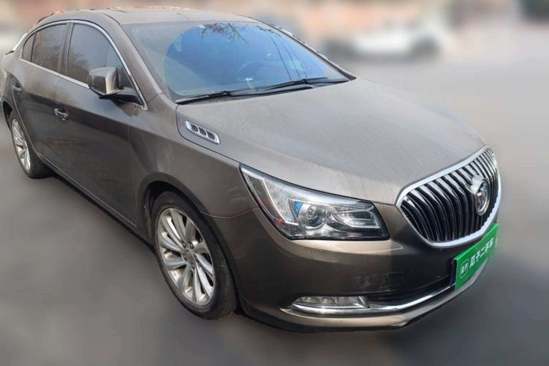 Used Buick LaCrosse 2013 2.4L SIDI Elite Comfort Version Front Right 45 Deg
