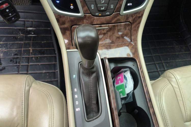 Used Buick LaCrosse 2013 2.0T SIDI Technology Version Gear Lever