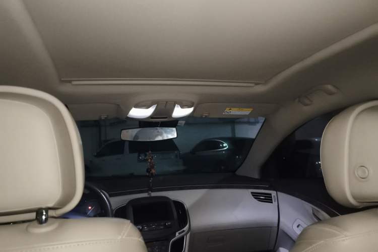 Used Buick LaCrosse 2013 2.4L SIDI Elite Comfort Version Headliner