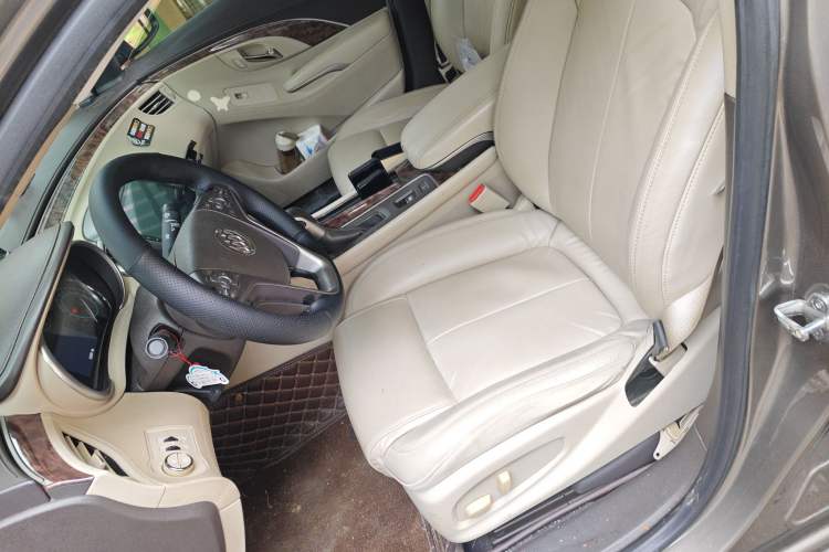 Used Buick LaCrosse 2013 2.4L SIDI Leading Comfort Version Left Front Seat