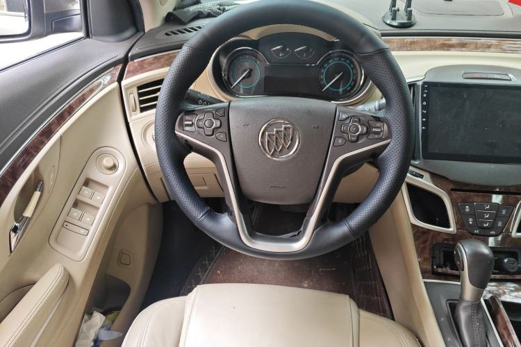 Used Buick LaCrosse 2013 2.4L SIDI Leading Comfort Version Steering Wheel