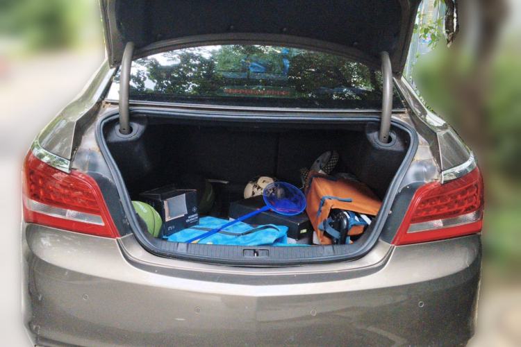 Used Buick LaCrosse 2013 2.4L SIDI Elite Comfort Version Trunk