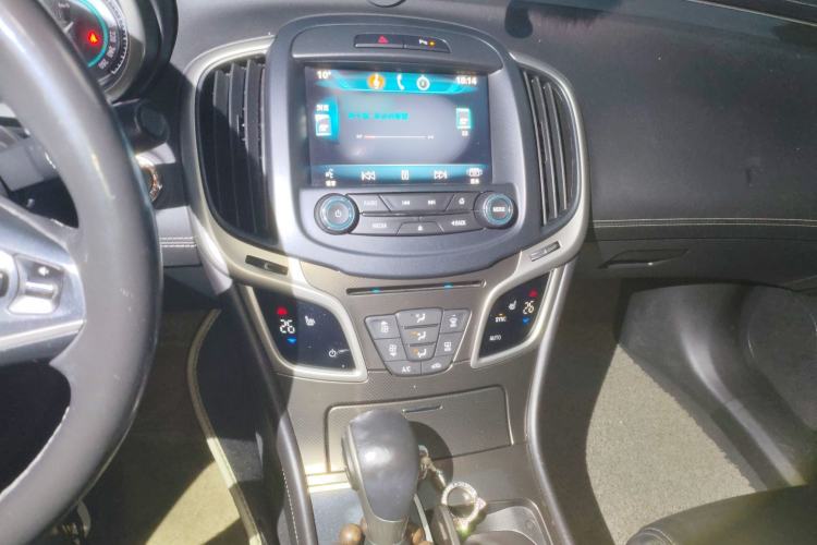 Used Buick LaCrosse 2013 2.0T SIDI Elite Tech Version Audio And AC Panel