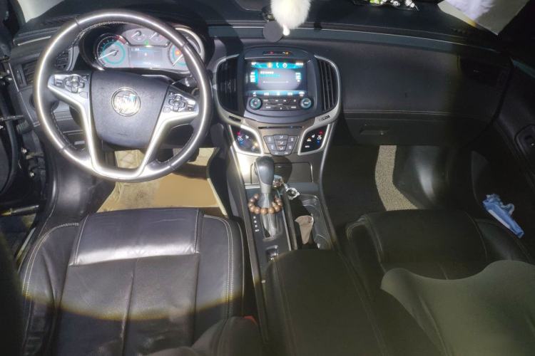 Used Buick LaCrosse 2013 2.0T SIDI Elite Tech Version Interior 2