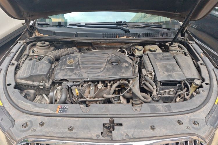 Used Buick LaCrosse 2013 2.0T SIDI Technology Version Engine Bay
