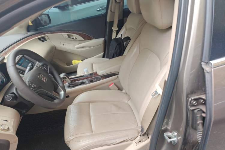 Used Buick LaCrosse 2013 2.0T SIDI Technology Version Left Front Seat