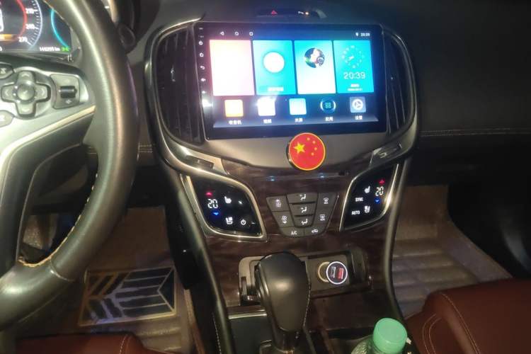 Used Buick LaCrosse 2013 2.4L SIDI Luxury Comfort Edition Audio And AC Panel