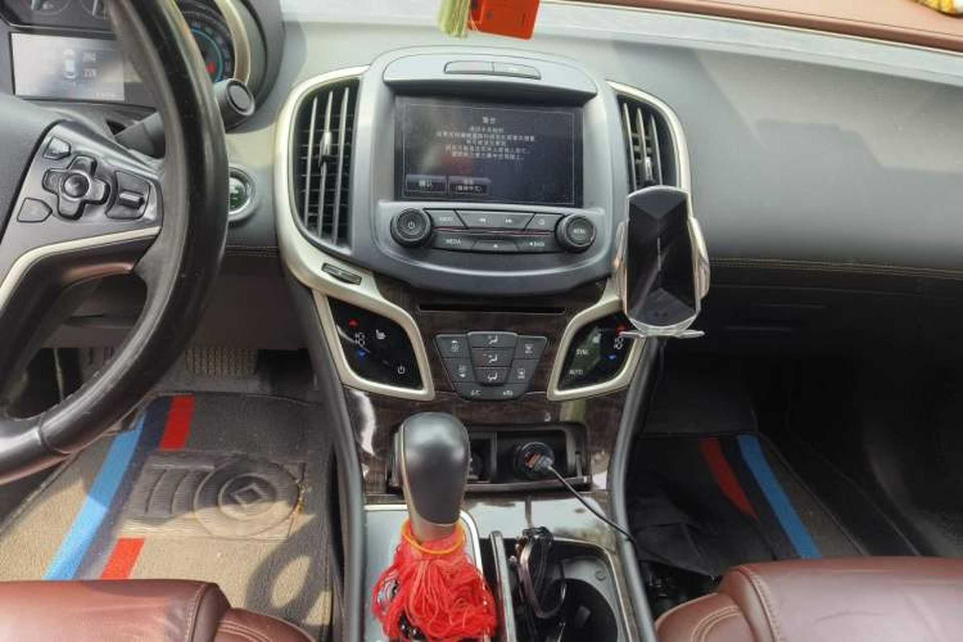 Used Buick LaCrosse 2013 2.4L SIDI Elite Comfort Version Audio And AC Panel