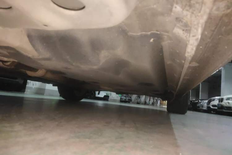 Used Buick LaCrosse 2013 2.4L SIDI Luxury Comfort Edition Chassis Front Left