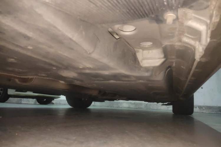 Used Buick LaCrosse 2013 2.4L SIDI Luxury Comfort Edition Chassis Rear Right