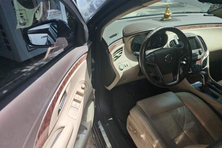 Used Buick LaCrosse 2013 2.4L SIDI Leading Comfort Version Driver Seat