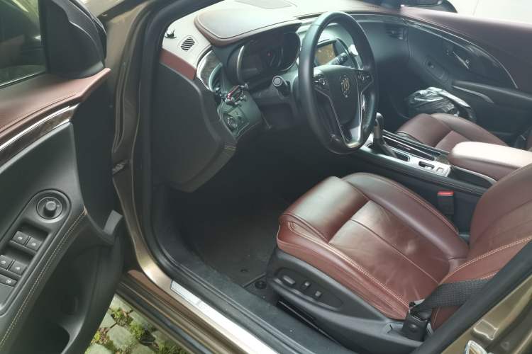 Used Buick LaCrosse 2013 2.4L SIDI Elite Comfort Version Driver Seat