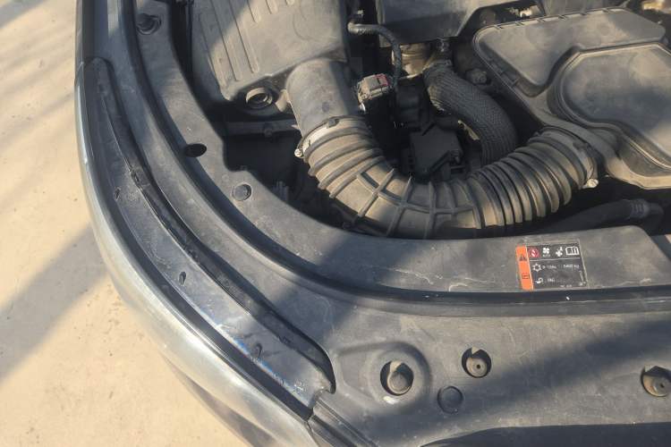 Used Buick LaCrosse 2013 2.4L SIDI Leading Comfort Version Engine Bay Right