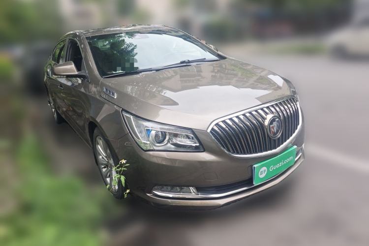 Used Buick LaCrosse 2013 2.0T SIDI Smart Luxury Flagship Edition Front Right 45 Deg
