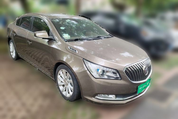 Used Buick LaCrosse 2013 2.0T SIDI Smart Luxury Flagship Edition Front Right 45 Deg