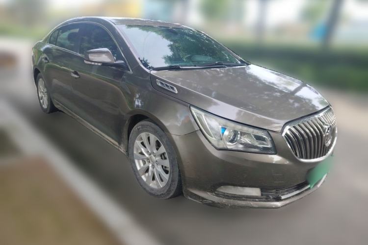 Used Buick LaCrosse 2013 2.4L SIDI Elite Comfort Version Front Right 45 Deg