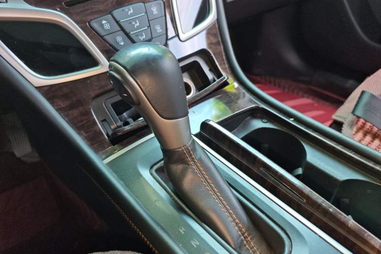 Used Buick LaCrosse 2013 2.4L SIDI Elite Comfort Version Gear Lever