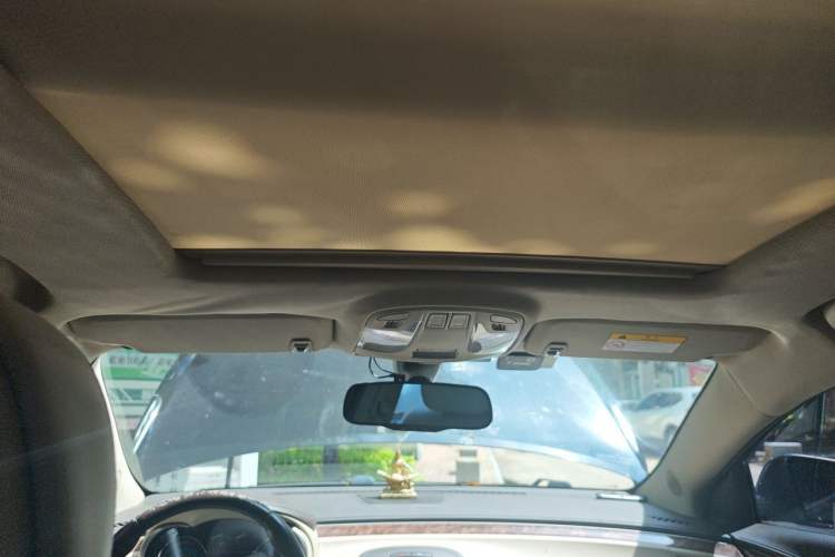 Used Buick LaCrosse 2013 2.4L SIDI Leading Comfort Version Headliner