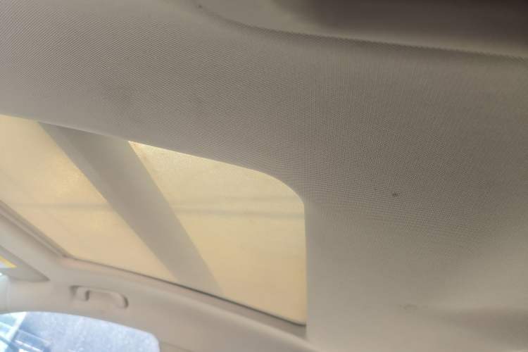 Used Buick LaCrosse 2013 2.4L SIDI Leading Comfort Version Headliner