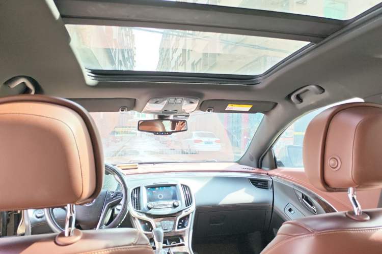 Used Buick LaCrosse 2013 2.4L SIDI Elite Comfort Version Headliner