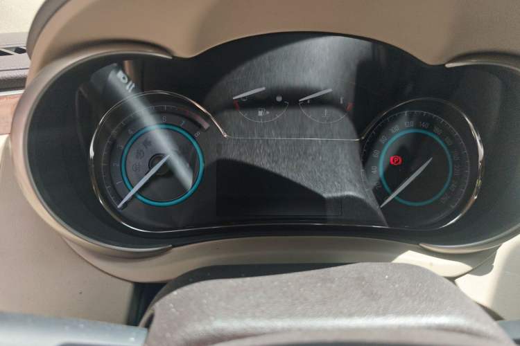 Used Buick LaCrosse 2013 2.4L SIDI Leading Comfort Version Instrument Cluster