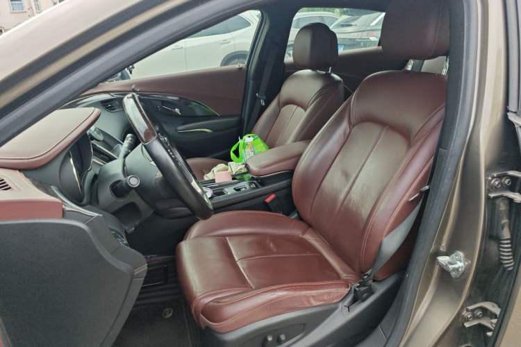 Used Buick LaCrosse 2013 2.4L SIDI Luxury Comfort Edition Left Front Seat