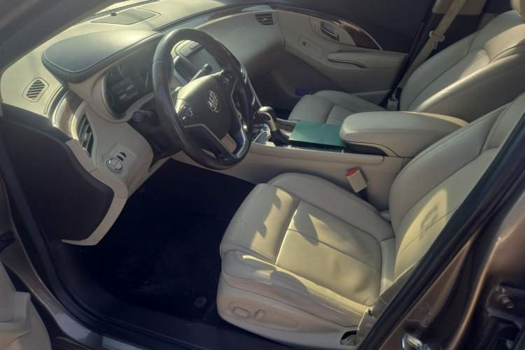 Used Buick LaCrosse 2013 2.4L SIDI Leading Comfort Version Left Front Seat