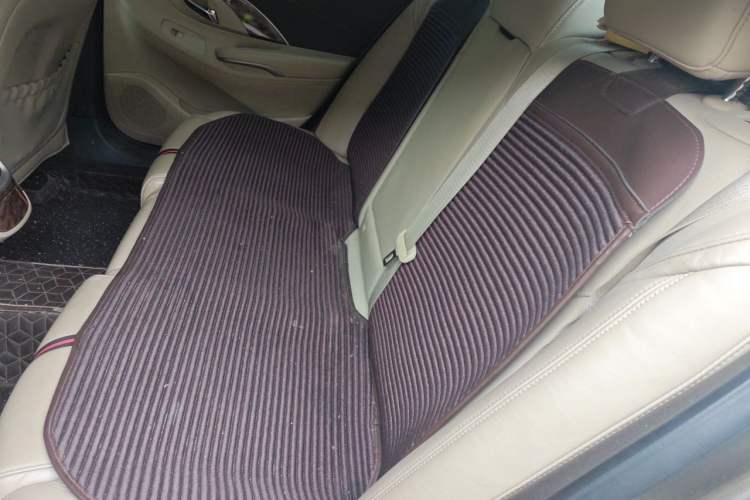 Used Buick LaCrosse 2013 2.4L SIDI Leading Comfort Version Left Rear Seat