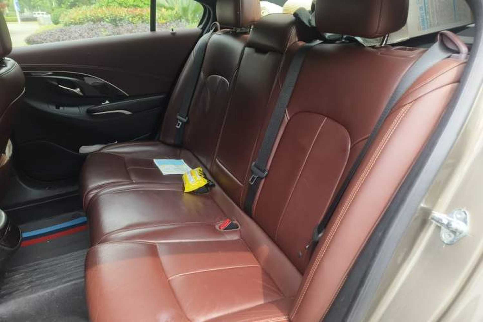 Used Buick LaCrosse 2013 2.4L SIDI Elite Comfort Version Left Rear Seat