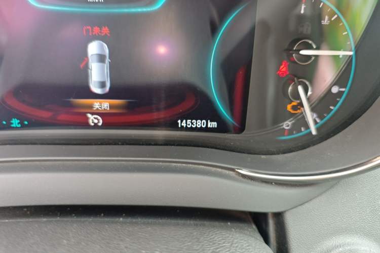 Used Buick LaCrosse 2013 2.4L SIDI Luxury Comfort Edition Odometer Close Up