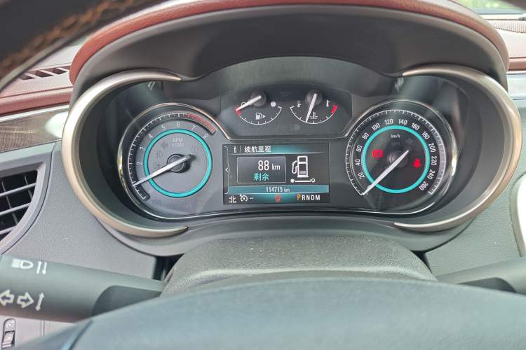 Used Buick LaCrosse 2013 2.4L SIDI Elite Comfort Version Odometer Close Up