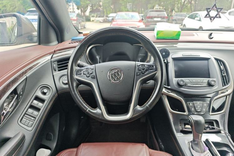 Used Buick LaCrosse 2013 2.4L SIDI Luxury Comfort Edition Steering Wheel