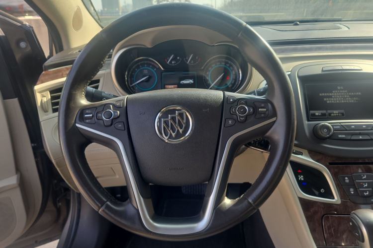 Used Buick LaCrosse 2013 2.4L SIDI Leading Comfort Version Steering Wheel