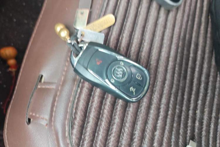 Used Buick LaCrosse 2013 2.4L SIDI Leading Comfort Version Vehicle Key