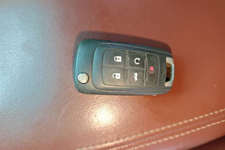 Used Buick LaCrosse 2013 2.4L SIDI Elite Comfort Version Vehicle Key