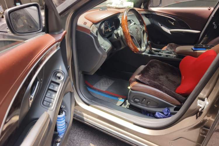 Used Buick LaCrosse 2013 2.4L SIDI Luxury Comfort Edition Driver Seat
