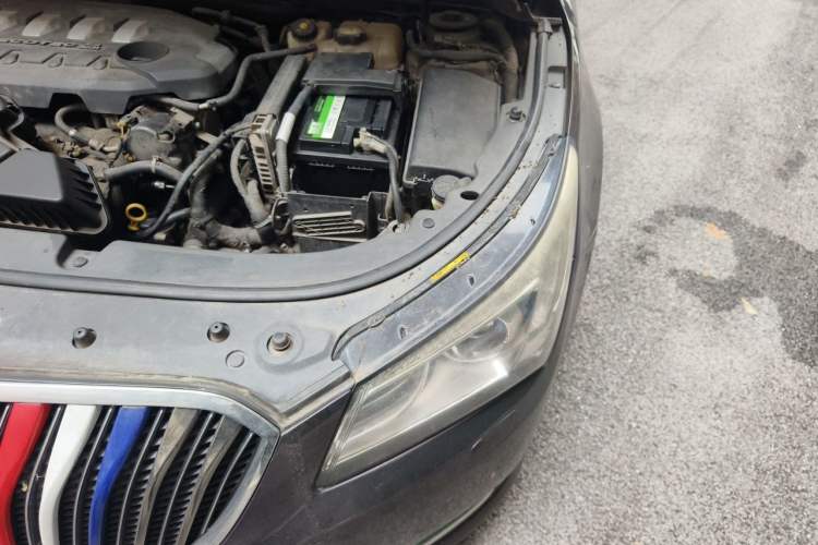 Used Buick LaCrosse 2013 2.4L SIDI Luxury Comfort Edition Engine Bay Left