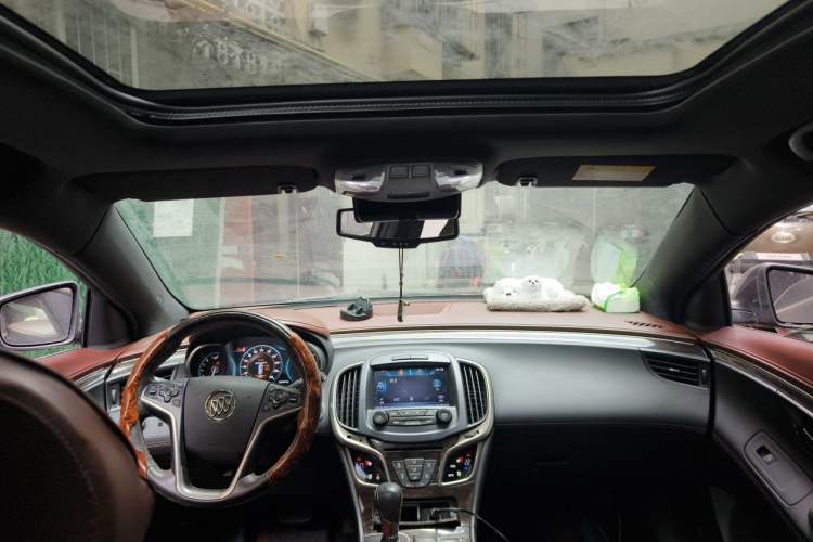 Used Buick LaCrosse 2013 2.4L SIDI Luxury Comfort Edition Headliner