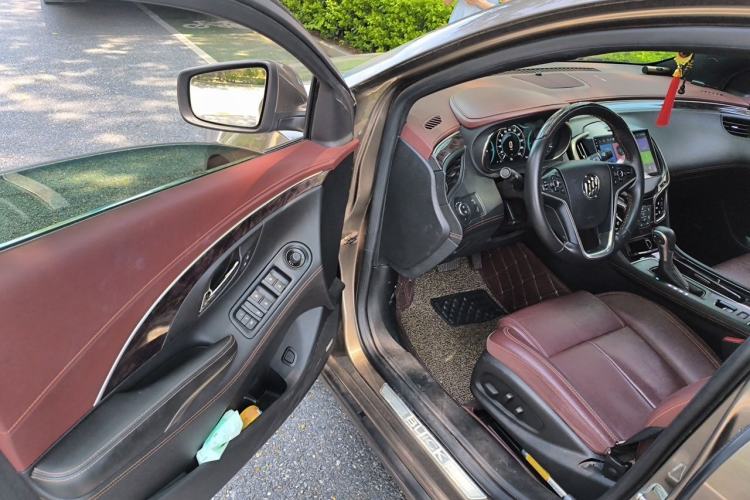 Used Buick LaCrosse 2013 2.4L SIDI Luxury Comfort Edition Driver Seat