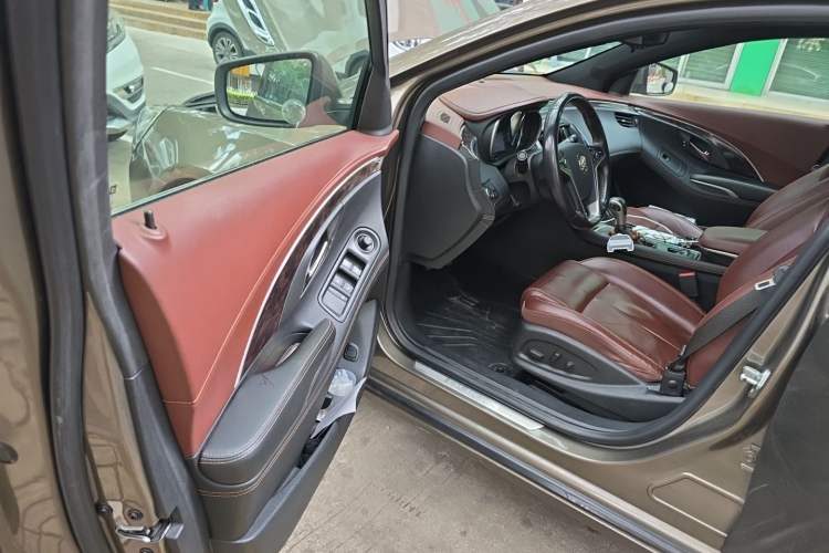Used Buick LaCrosse 2013 2.4L SIDI Elite Comfort Version Driver Seat