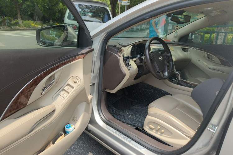 Used Buick LaCrosse 2013 2.4L SIDI Elite Comfort Version Driver Seat