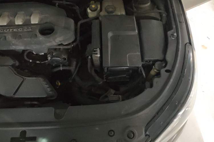 Used Buick LaCrosse 2013 2.4L SIDI Leading Comfort Version Engine Bay Left