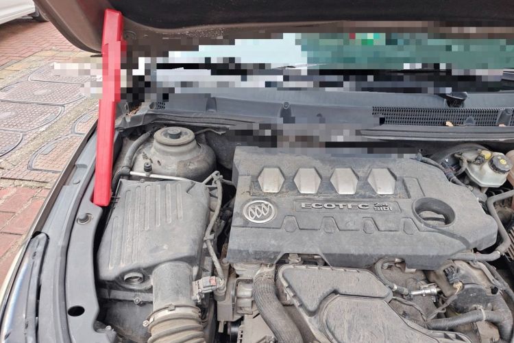 Used Buick LaCrosse 2013 2.4L SIDI Leading Comfort Version Engine Bay Right