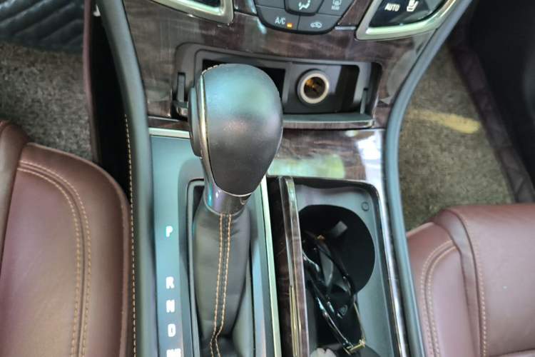 Used Buick LaCrosse 2013 2.4L SIDI Luxury Comfort Edition Gear Lever