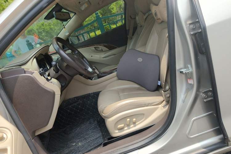 Used Buick LaCrosse 2013 2.4L SIDI Elite Comfort Version Left Front Seat