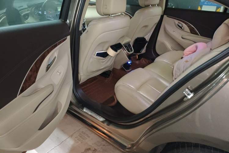 Used Buick LaCrosse 2013 2.4L SIDI Leading Comfort Version Left Rear Seat