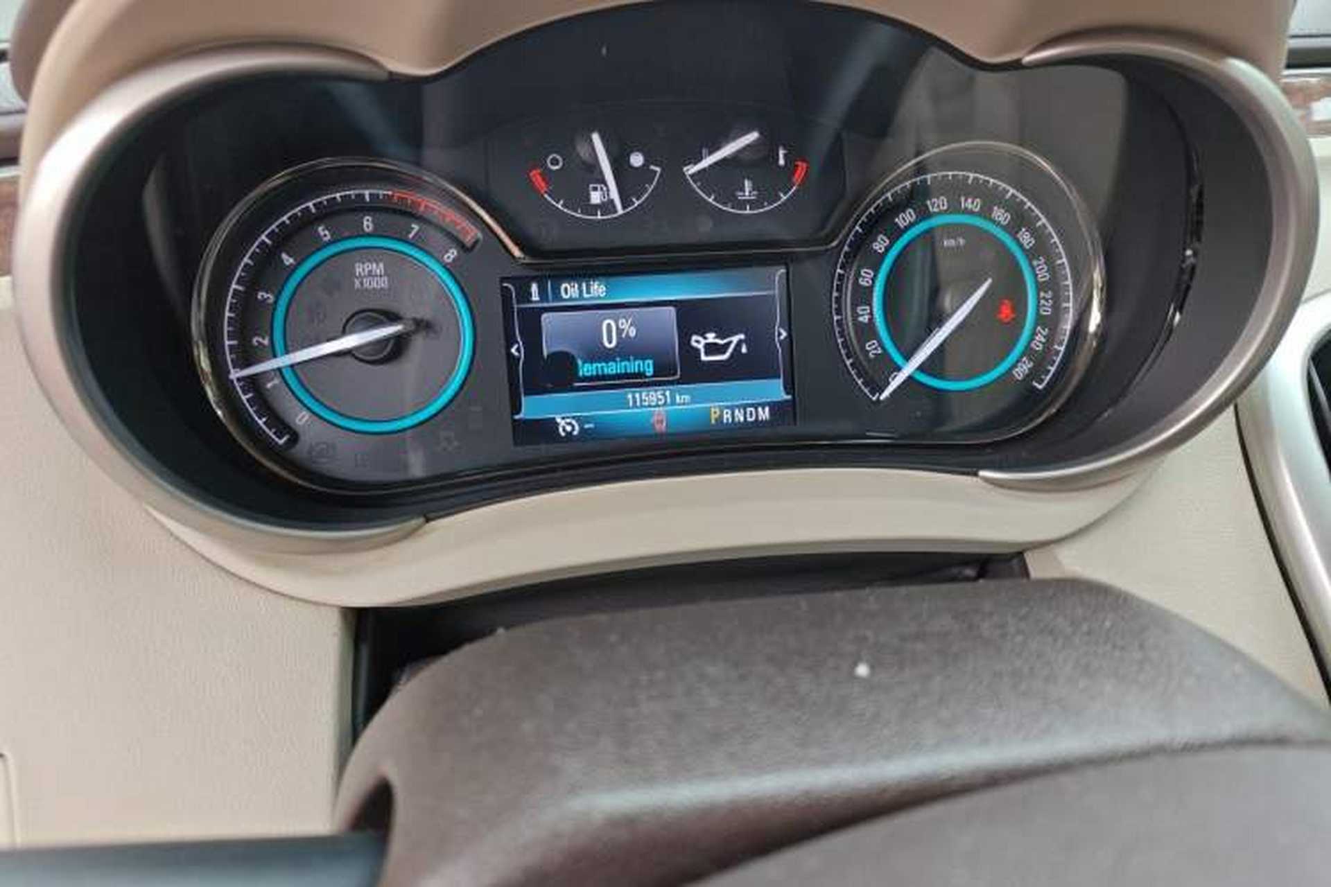 Used Buick LaCrosse 2013 2.4L SIDI Leading Comfort Version Odometer Close Up